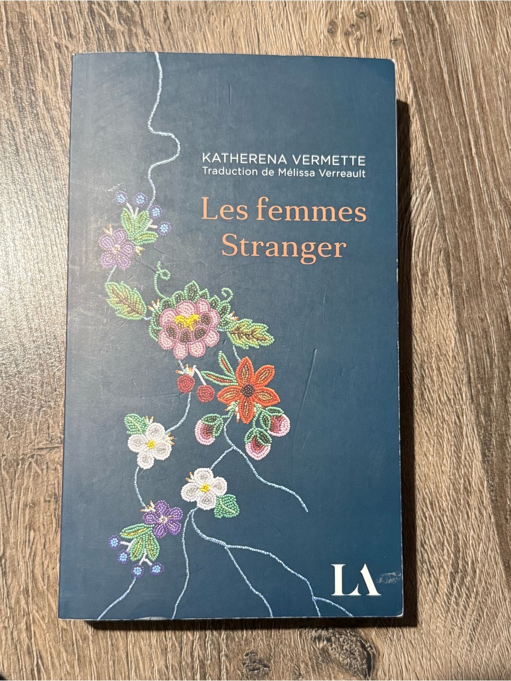 Les femmes Stranger - Paperback - French Edition